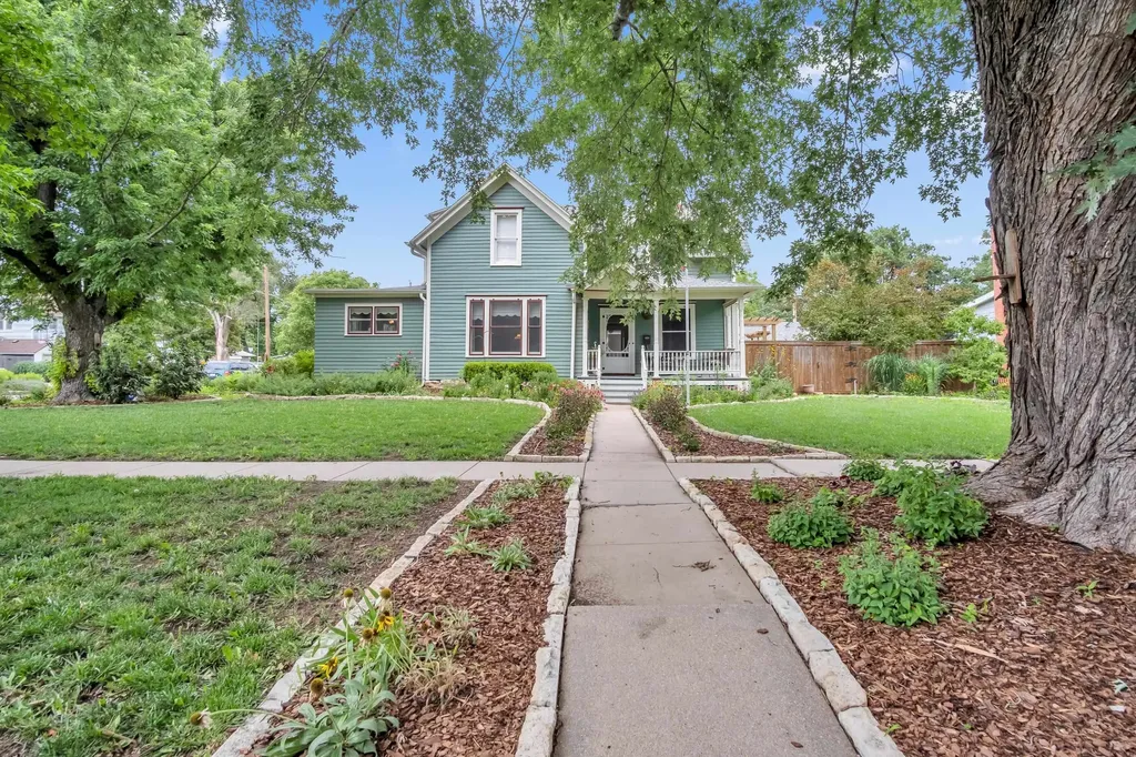 400 E 3rd Newton KS 67114