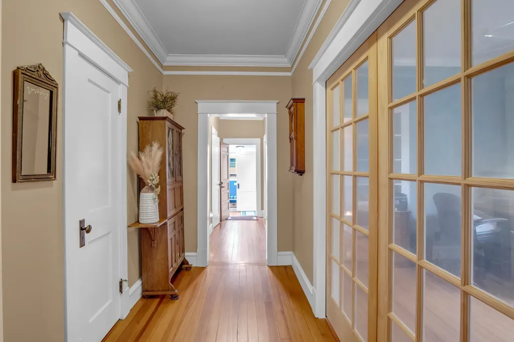 400 E 3rd Newton KS 67114