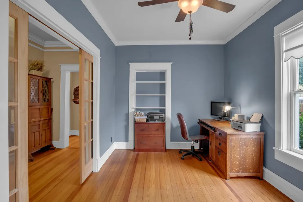 400 E 3rd Newton KS 67114