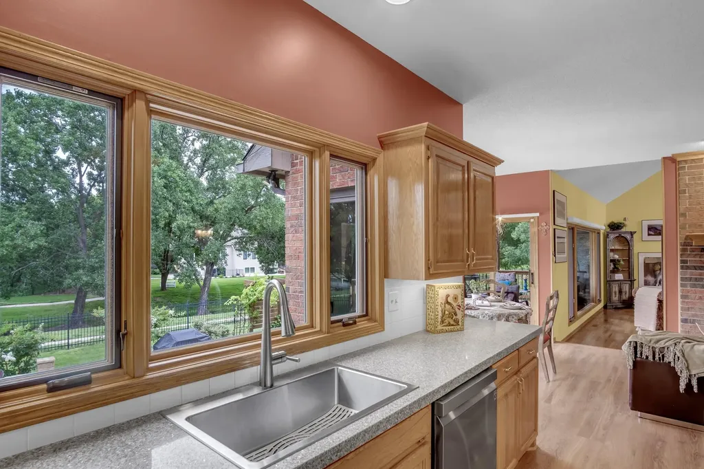 1039 N Post Oak Road Wichita KS 67206