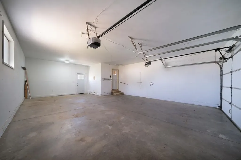1902 Marksdale Avenue Goddard KS 67052
