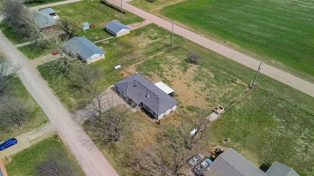 1902 Marksdale Avenue Goddard KS 67052
