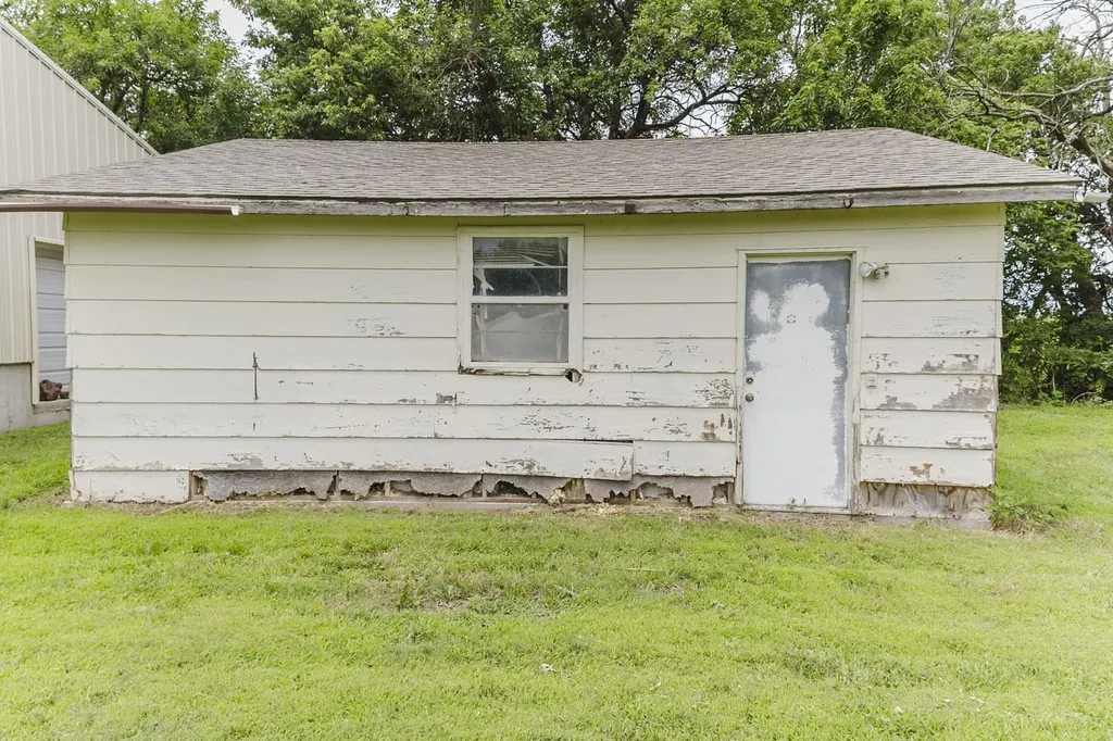 12150 N Meridian Sedgwick KS 67135