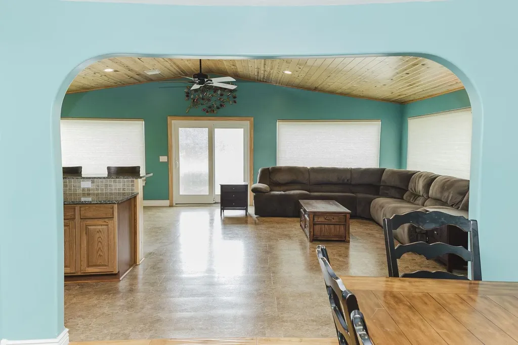 12150 N Meridian Sedgwick KS 67135