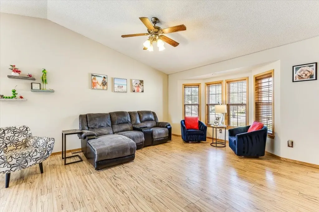 2049 S Crestline Court Wichita KS 67209