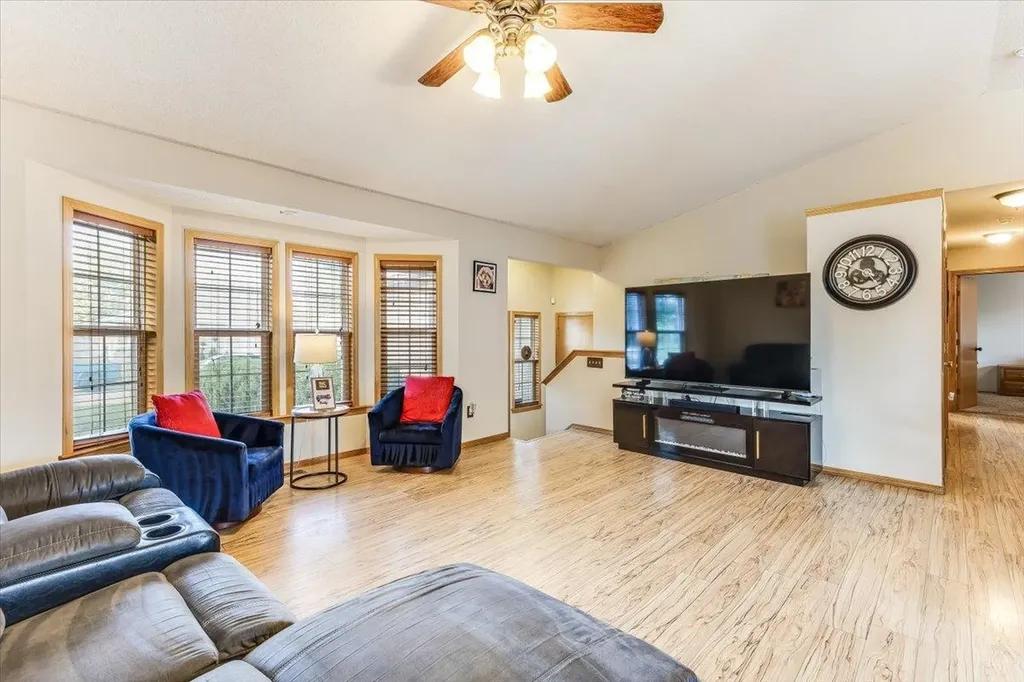 2049 S Crestline Court Wichita KS 67209