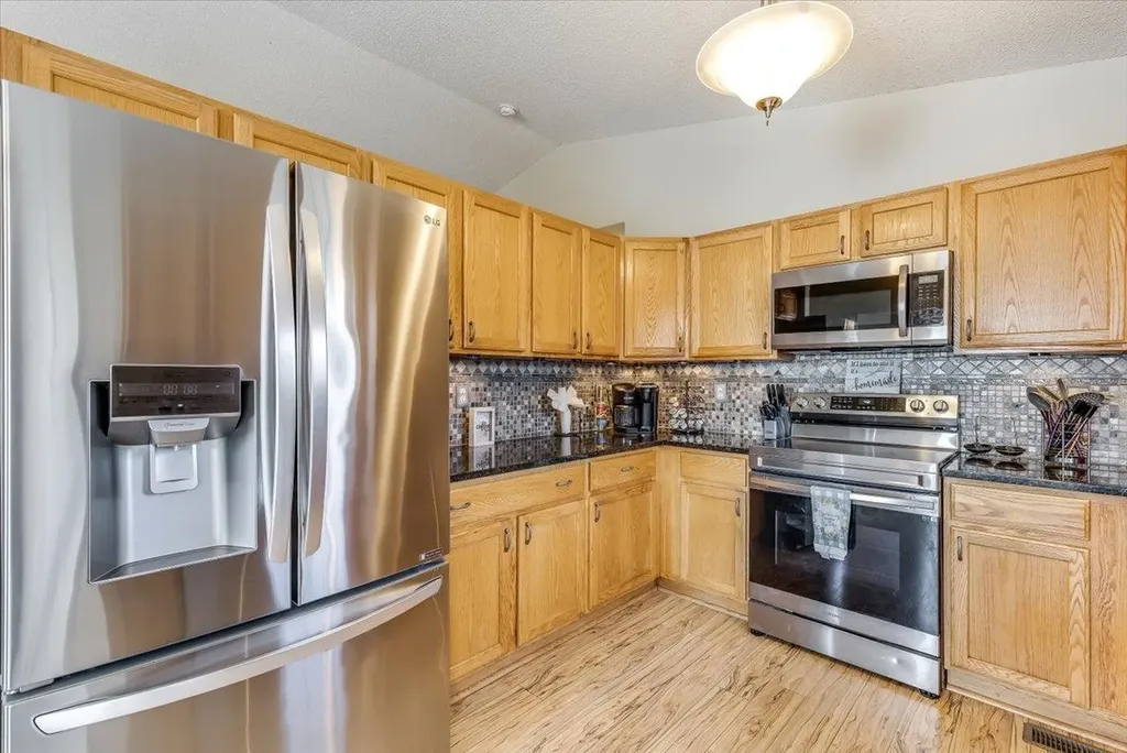 2049 S Crestline Court Wichita KS 67209