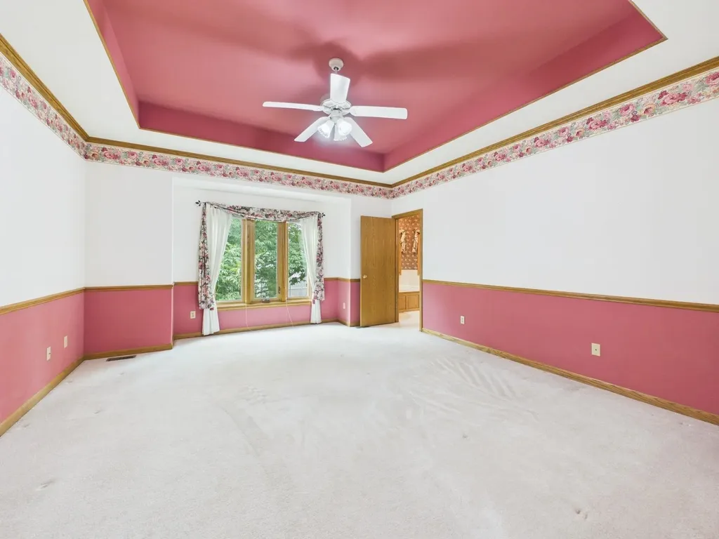 939 N Woodridge Court Wichita KS 67206
