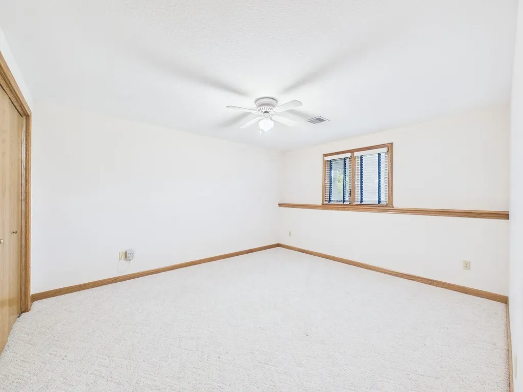 939 N Woodridge Court Wichita KS 67206