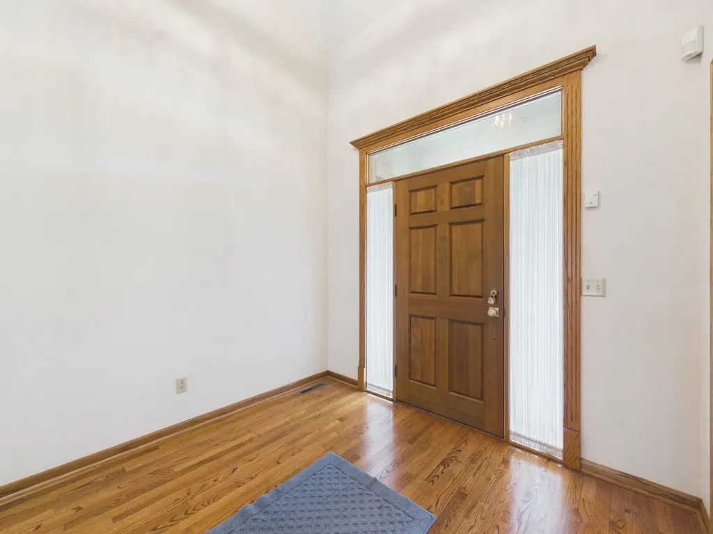 939 N Woodridge Court Wichita KS 67206
