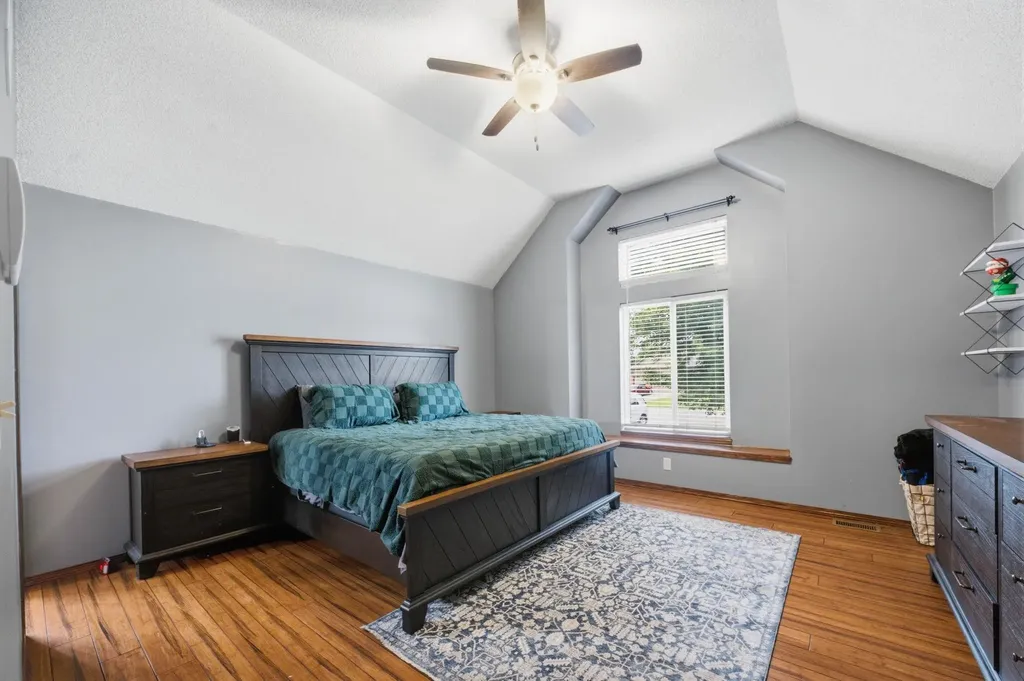 715 E Rolling View Drive Park City KS 67147