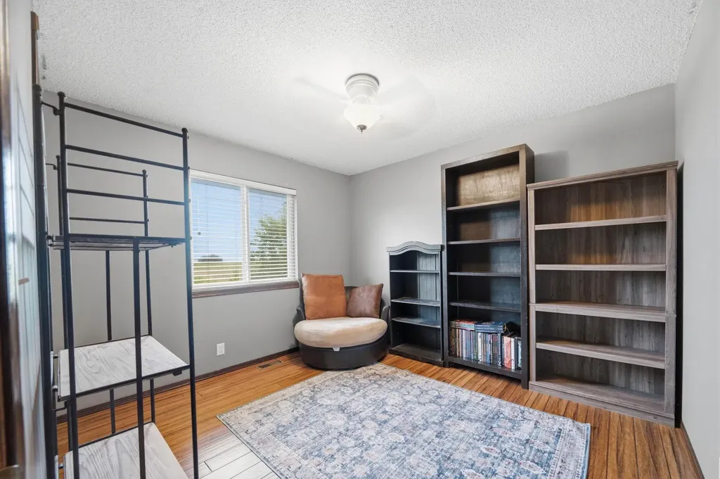 715 E Rolling View Drive Park City KS 67147