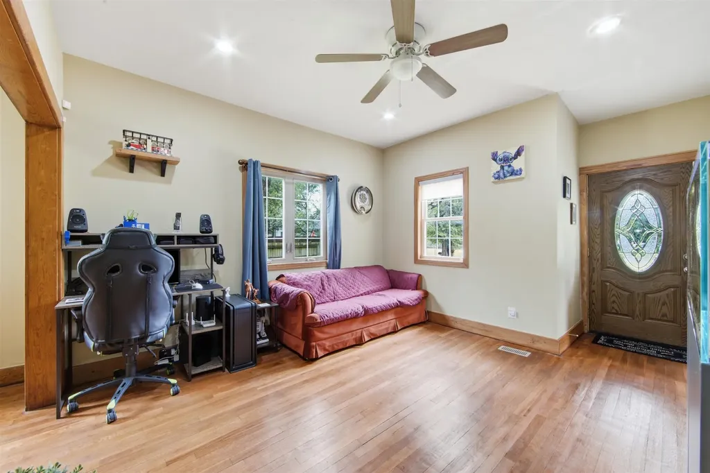 5331 W Robinson Wichita KS 67212
