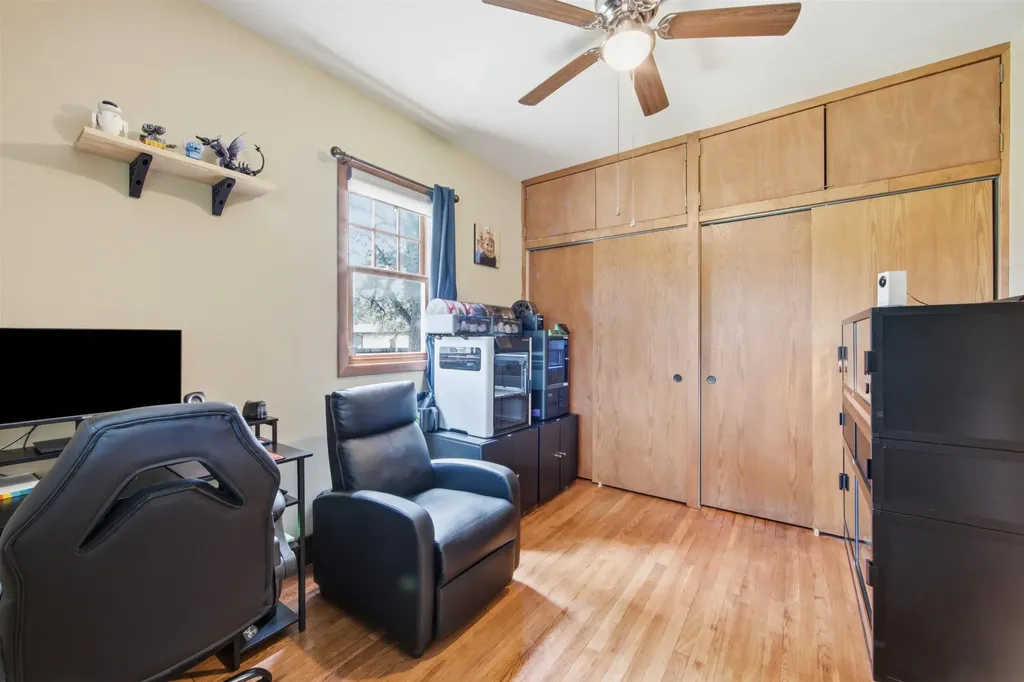 5331 W Robinson Wichita KS 67212