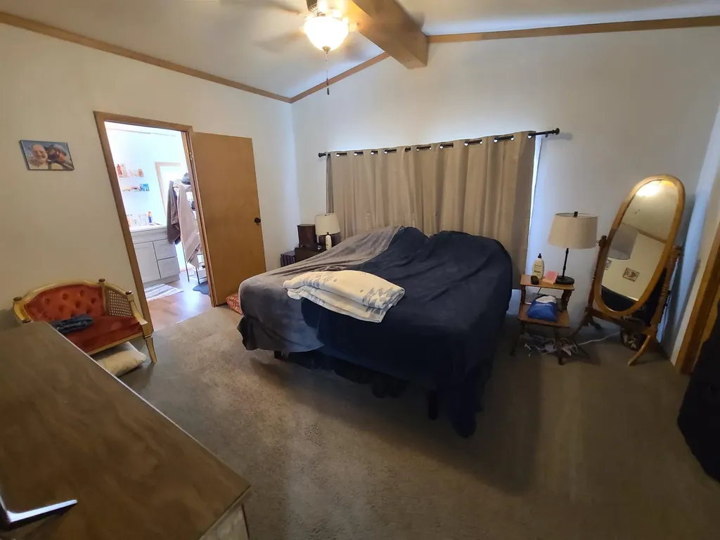 10716 212th Winfield KS 67156