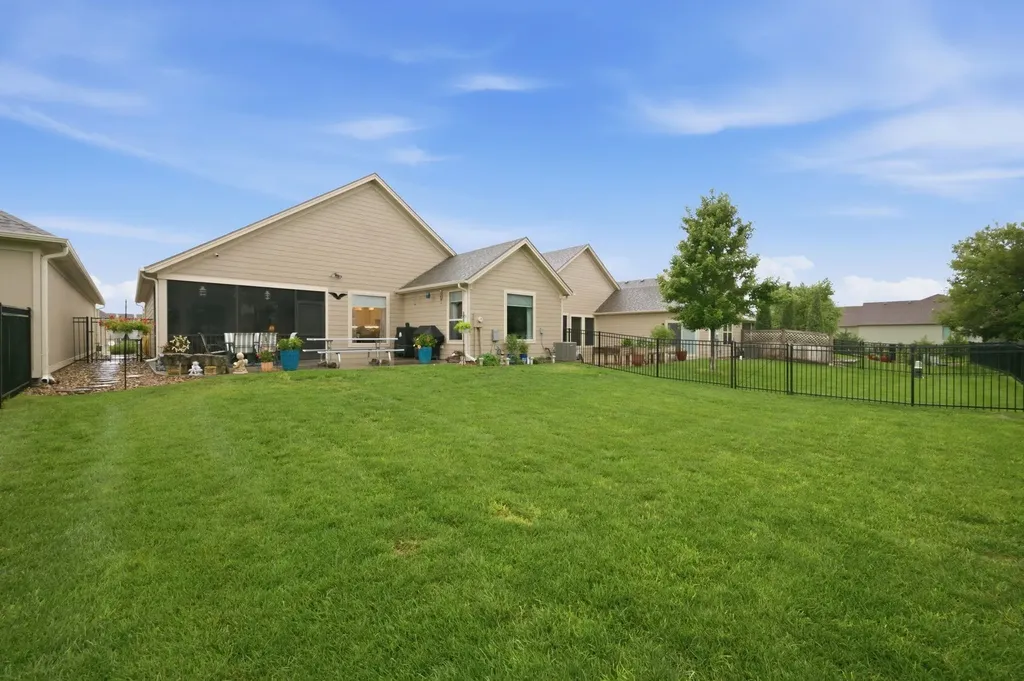 6546 W Collina Street Wichita KS 67205