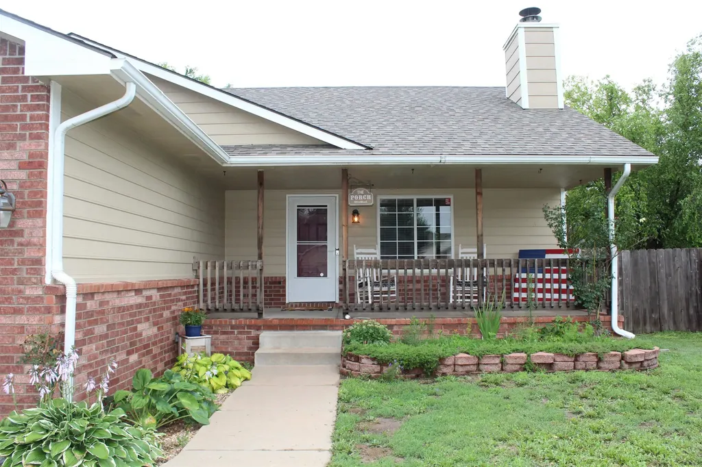 11245 W Carr Court Wichita KS 67209