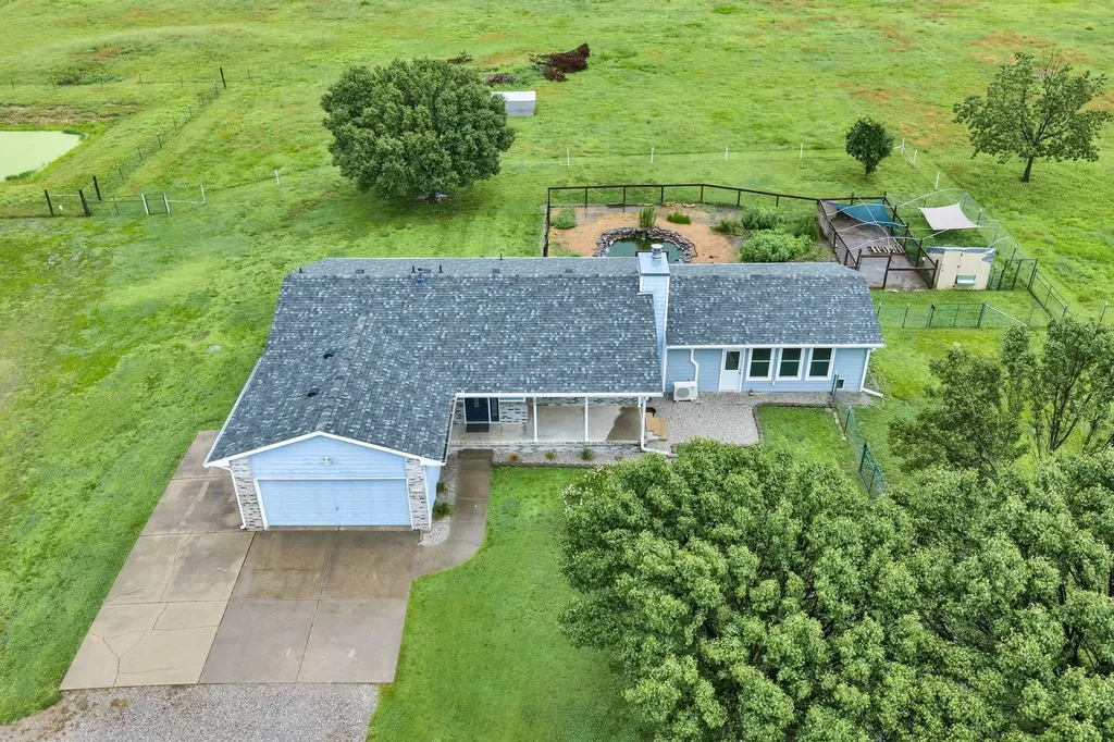 5842 S Joel Derby KS 67037