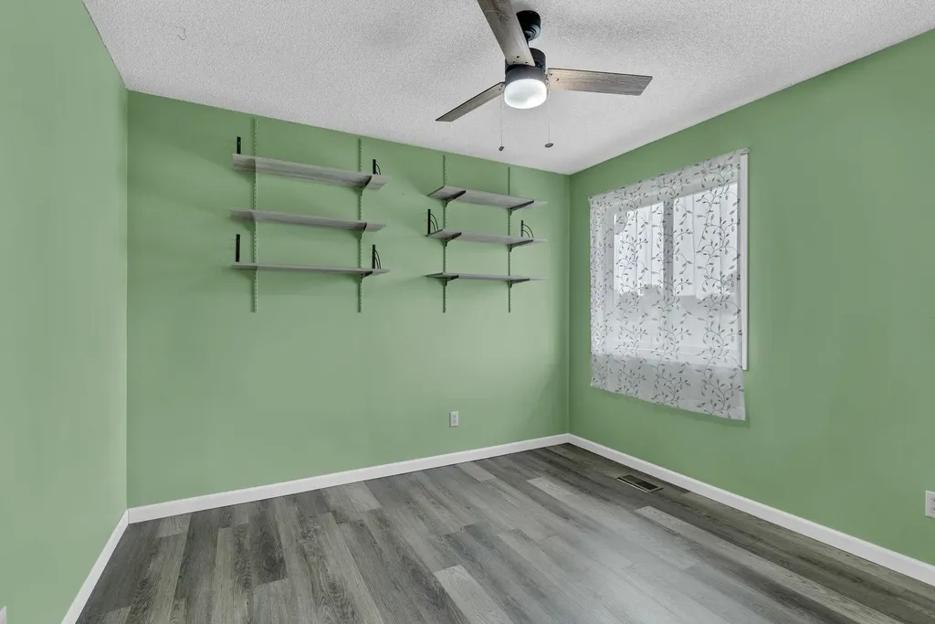 5842 S Joel Derby KS 67037