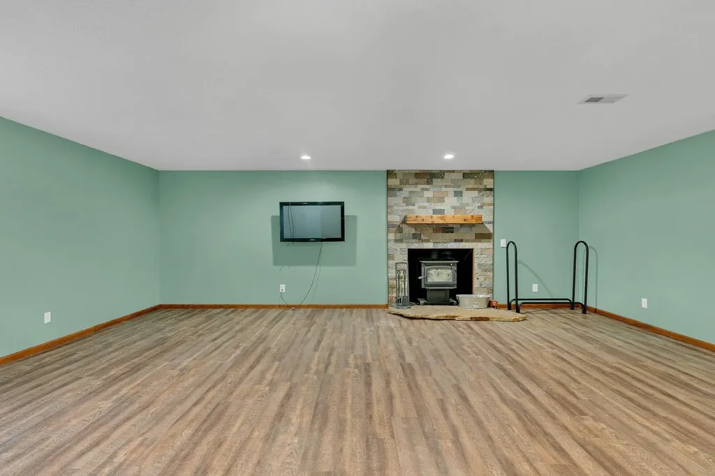 5842 S Joel Derby KS 67037