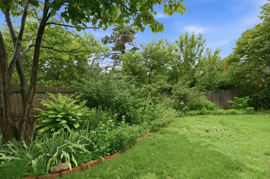 7006 E Stonegate Street Wichita KS 67206