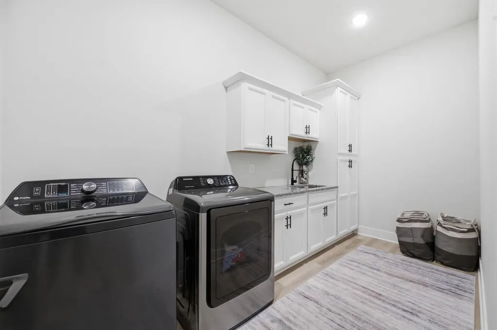 15911 W Sheriac Wichita KS 67052