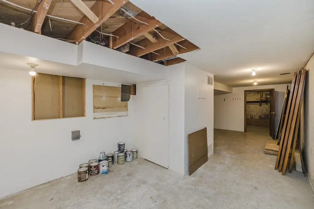 1019 N Chipper Wichita KS 67212