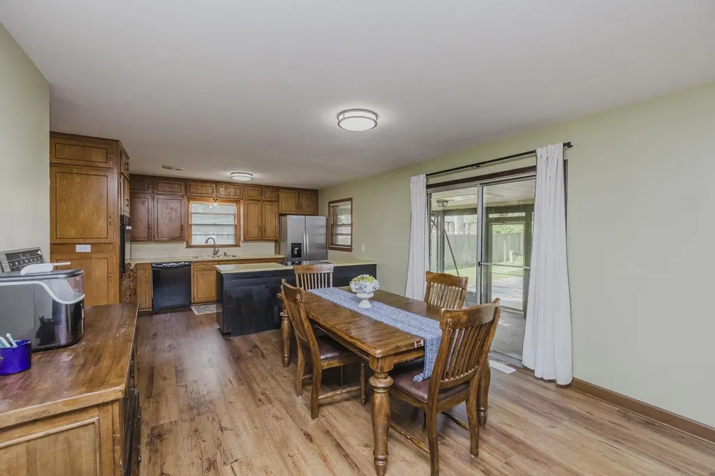 1019 N Chipper Wichita KS 67212
