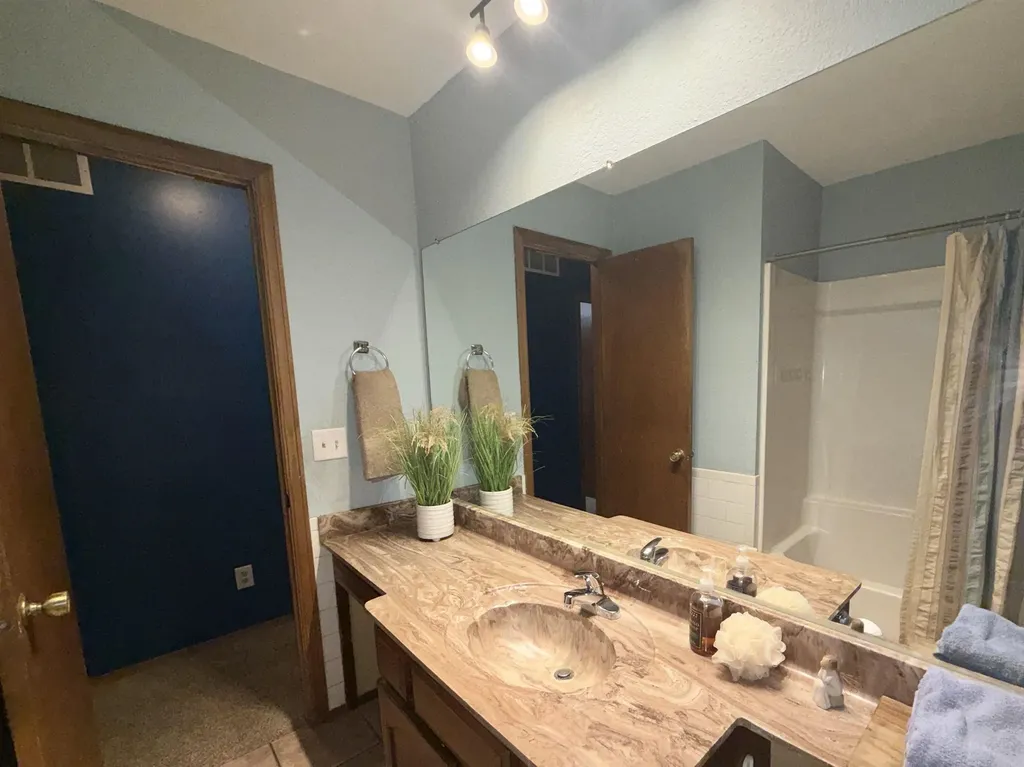 3307 Brookdale Road Augusta KS 67010
