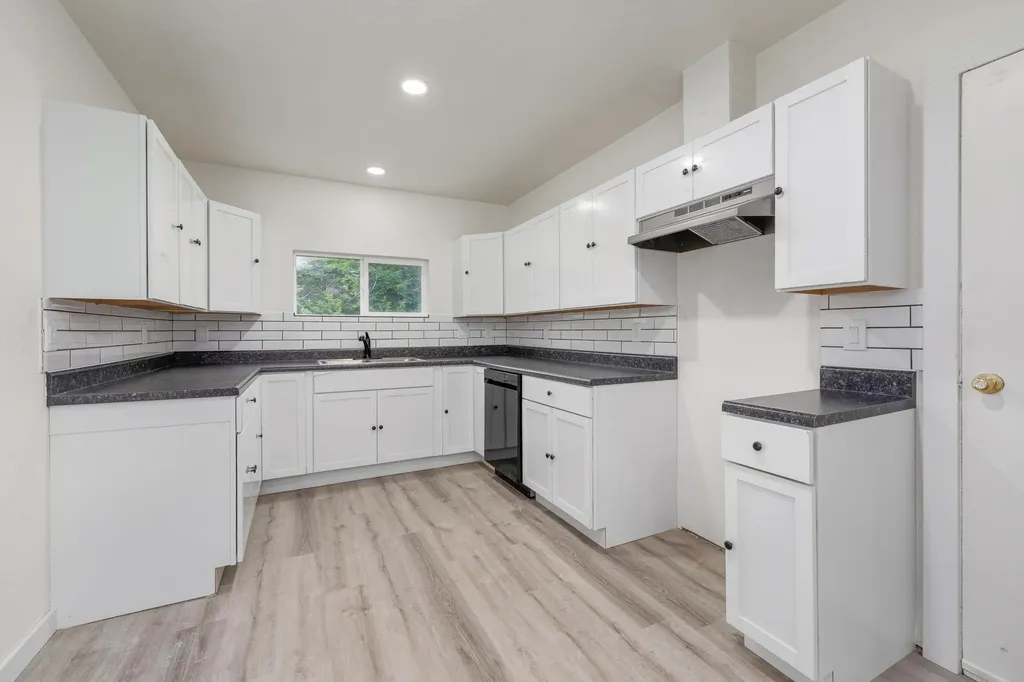 2901 S Emporia Wichita KS 67211