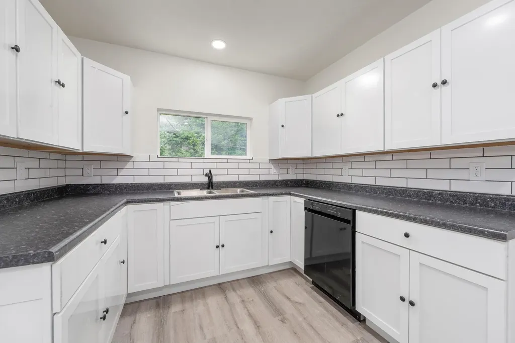 2901 S Emporia Wichita KS 67211