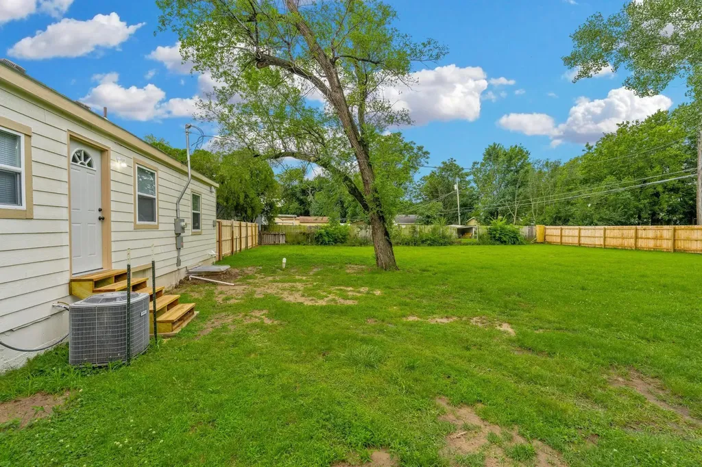 1901 S Emporia Wichita KS 67211