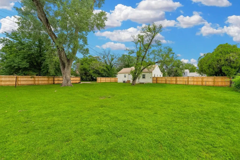 1901 S Emporia Wichita KS 67211