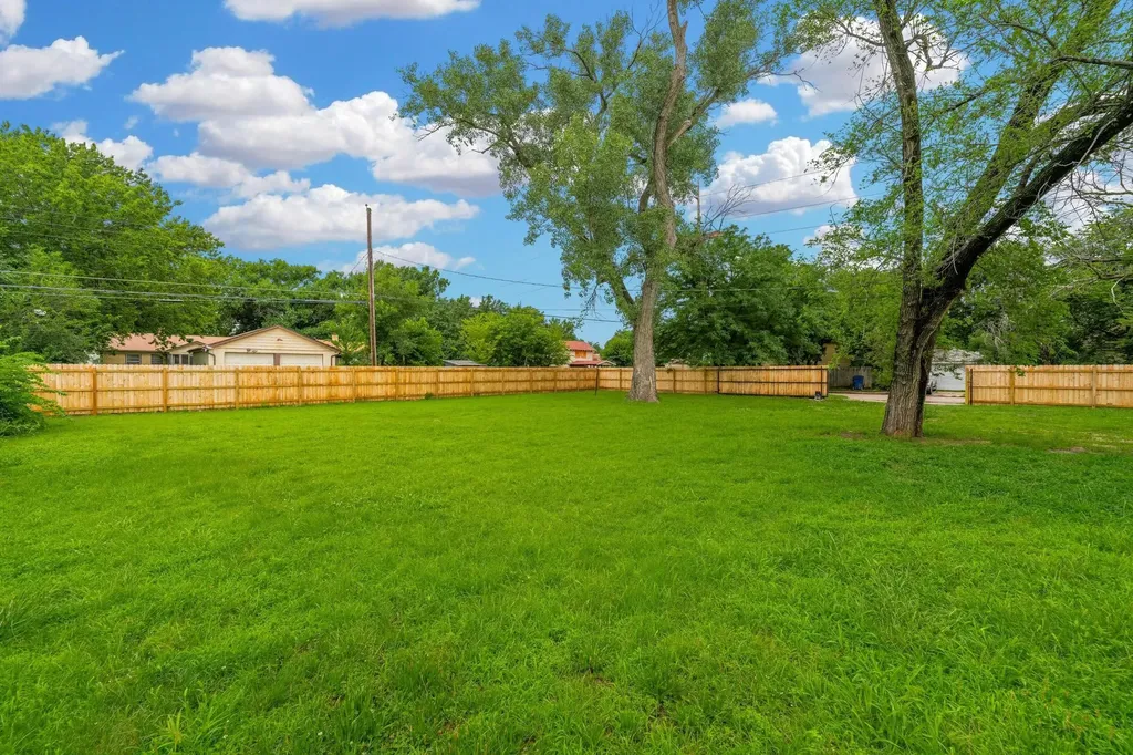 1901 S Emporia Wichita KS 67211