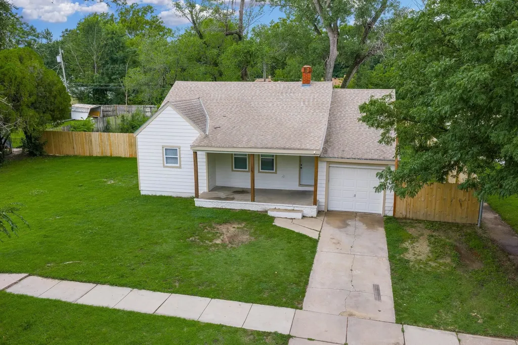 1901 S Emporia Wichita KS 67211