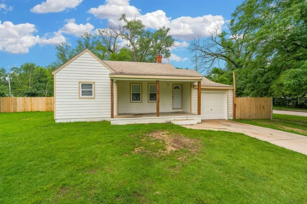 1901 S Emporia Wichita KS 67211