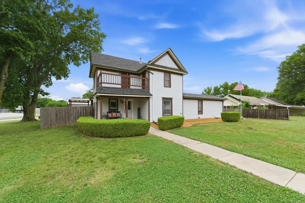 427 S Willow Street Douglass KS 67039