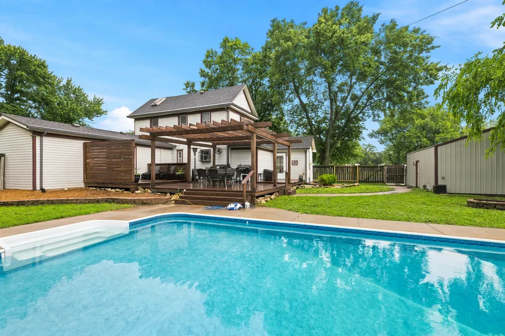 427 S Willow Street Douglass KS 67039