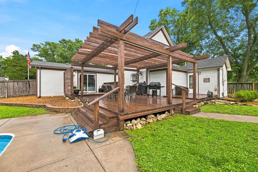 427 S Willow Street Douglass KS 67039