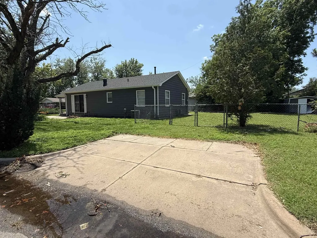 3904 W Murdock Street Wichita KS 67203