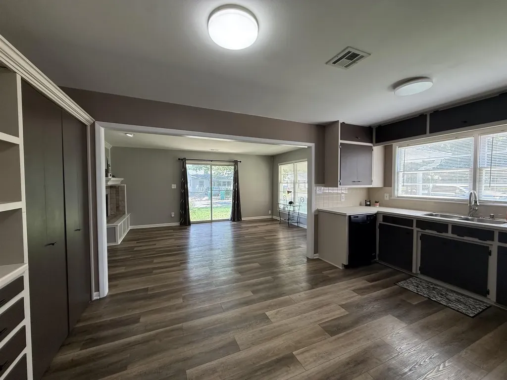 3904 W Murdock Street Wichita KS 67203