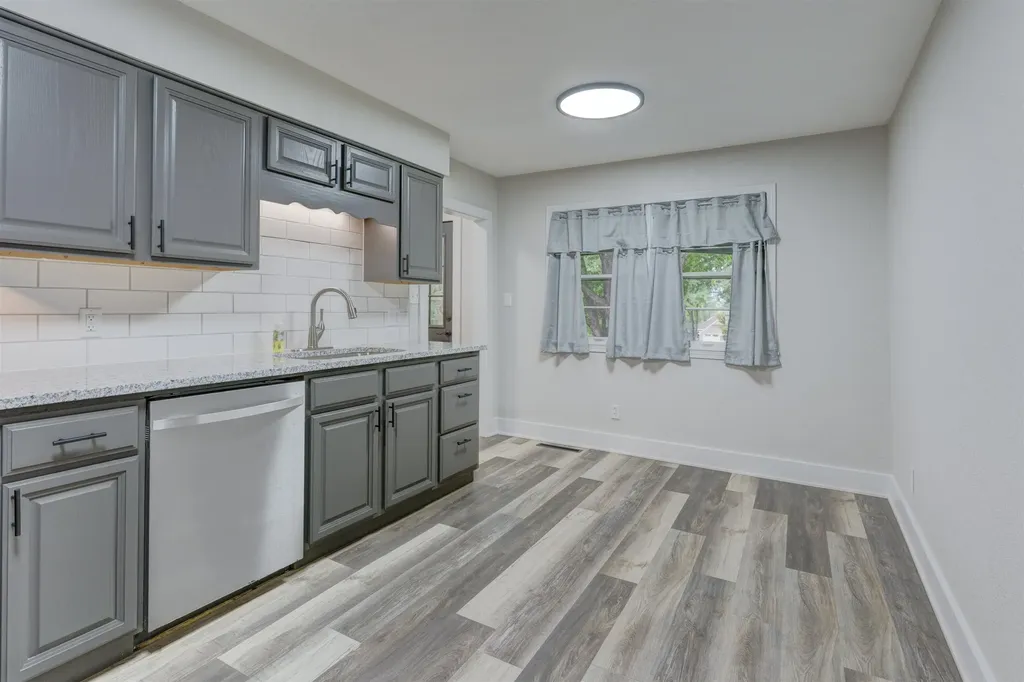1701 E Chestnut Avenue Arkansas City KS 67005