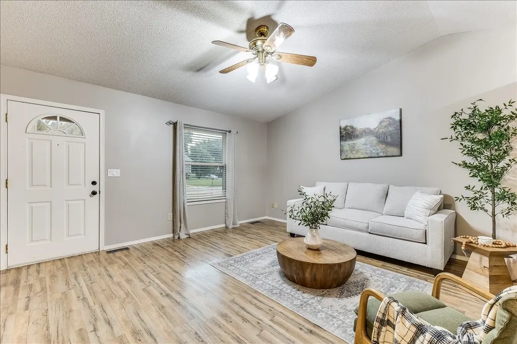 6411 N Ulysses Park City KS 67219