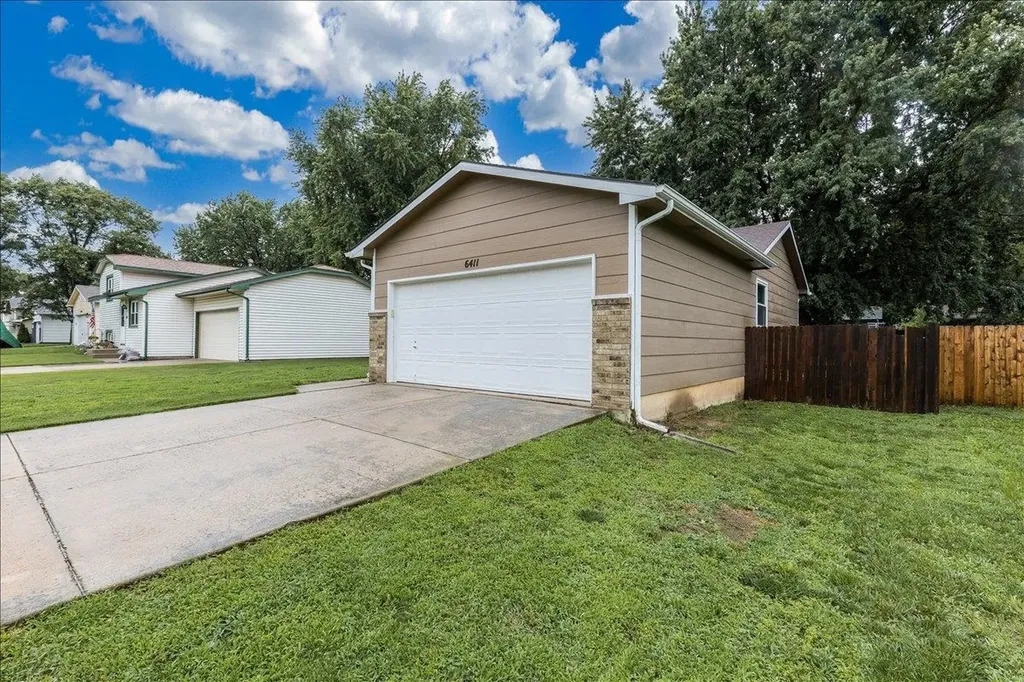 6411 N Ulysses Park City KS 67219