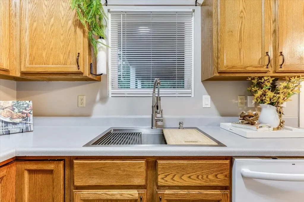 6411 N Ulysses Park City KS 67219