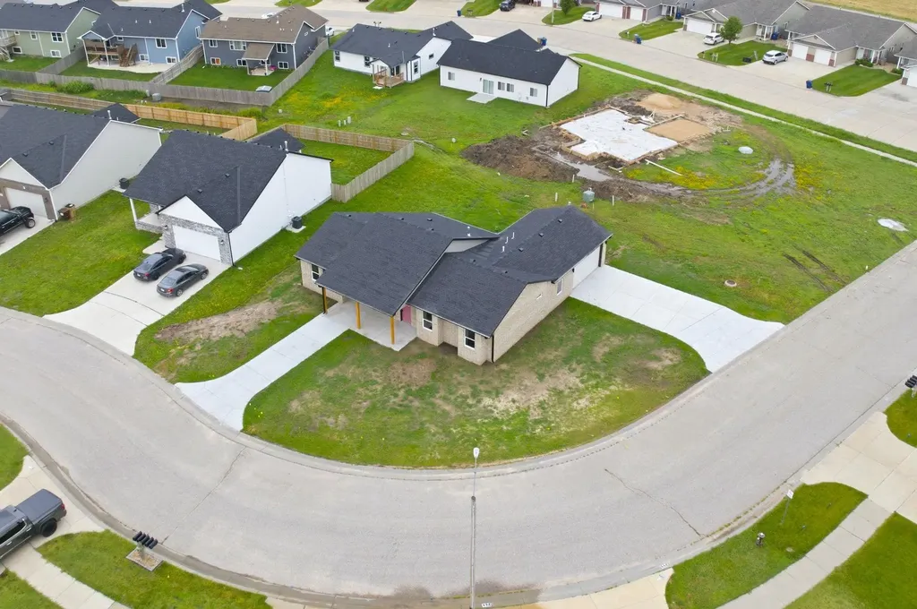 731 N Wakefield Avenue Valley Center KS 67147