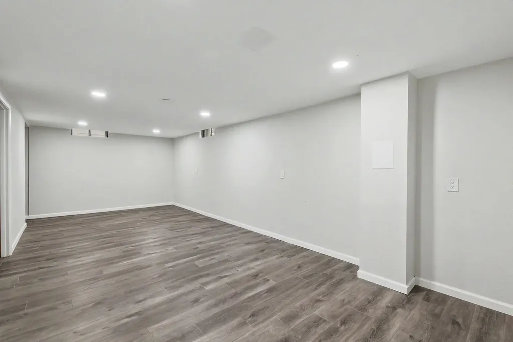 1819 N Westridge Wichita KS 67203