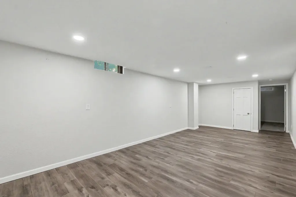 1819 N Westridge Wichita KS 67203