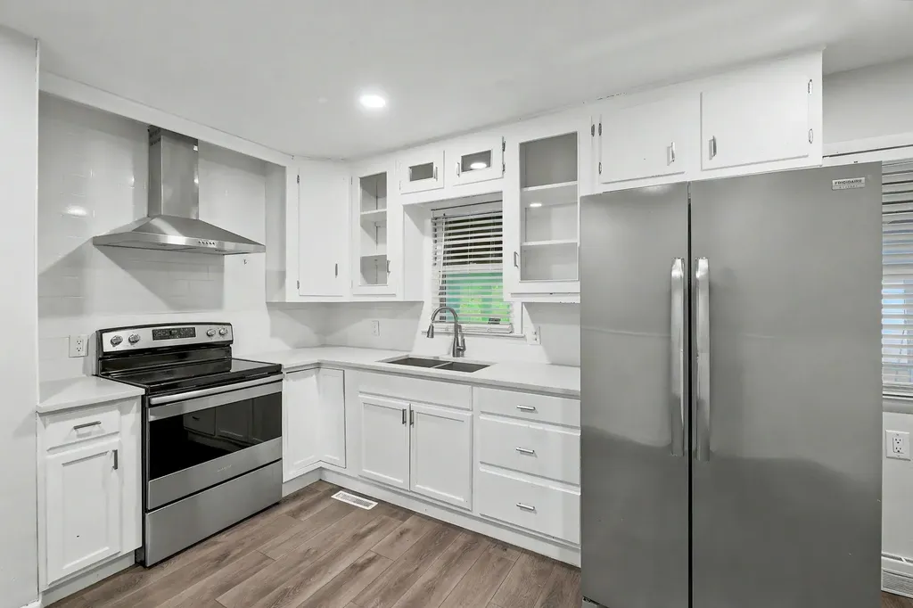 1819 N Westridge Wichita KS 67203