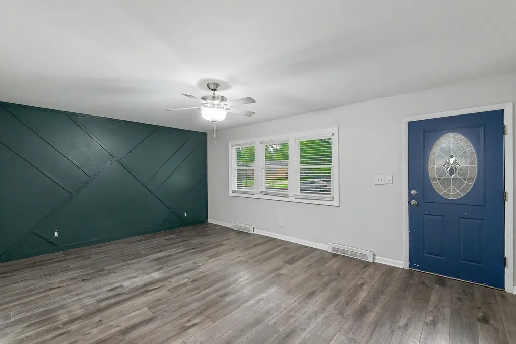 1819 N Westridge Wichita KS 67203